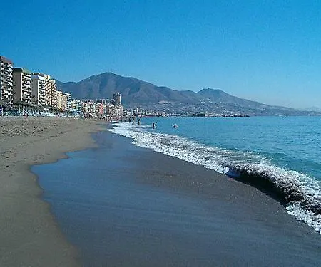 Torreblanca Free Parking 아파트 푸엔히롤라