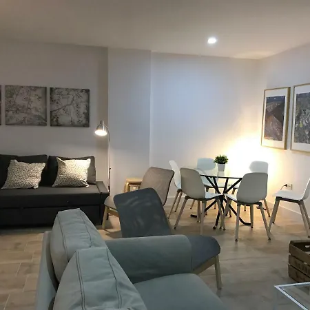 Torreblanca Free Parking 푸엔히롤라
